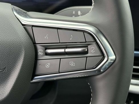 New 2026 Chevrolet Equinox EV LT image 13