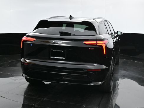 New 2025 Chevrolet Blazer EV RS image 6