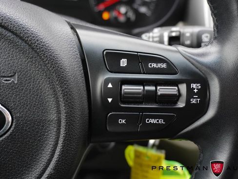 Used 2018 Kia Sorento LX image 26