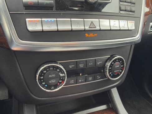 Used 2014 Mercedes-Benz GL 550 4MATIC image 89