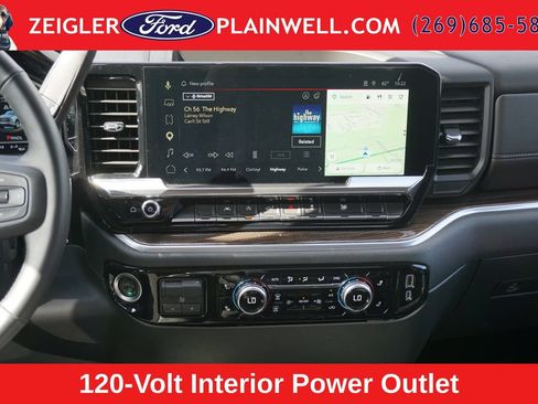 Used 2025 GMC Sierra 1500 Elevation AWD/4WD image 14