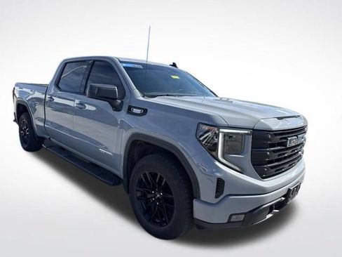 Used 2024 GMC Sierra 1500 Elevation w/ Preferred Package AWD/4WD image 6