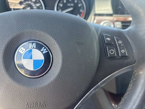 Used 2010 BMW 328i Convertible w/ Premium Pkg RWD image 27
