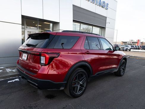 Certified 2025 Ford Explorer ST-Line w/ Premium Package image 3