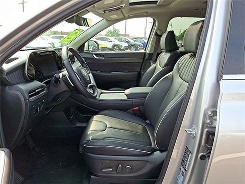 Certified 2024 Hyundai Palisade Limited AWD/4WD image 15