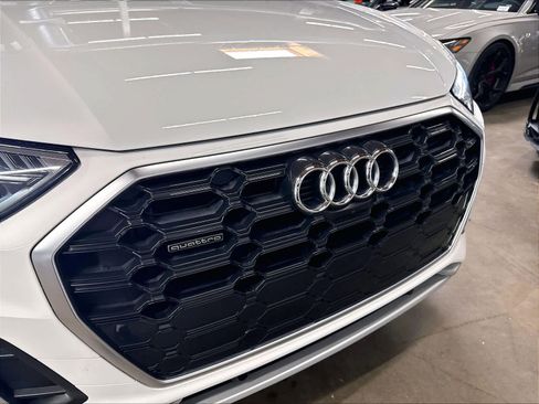 Used 2023 Audi Q5 2.0T Premium Plus w/ Premium Plus Package AWD/4WD image 31