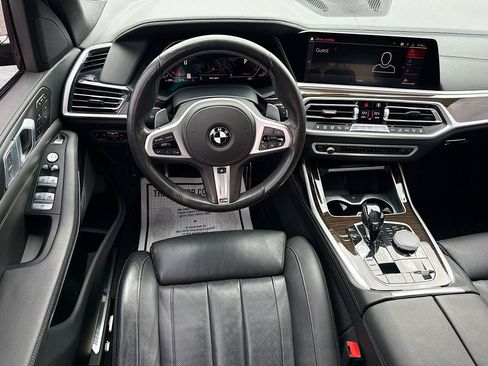 Used 2021 BMW X7 xDrive40i w/ M Sport Package image 17