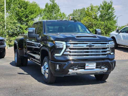 New 2026 Chevrolet Silverado 3500 High Country w/ High Country Premium Package AWD/4WD image 4