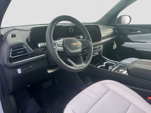 New 2026 Chevrolet Traverse High Country w/ LPO, Floor Liner Package image 9