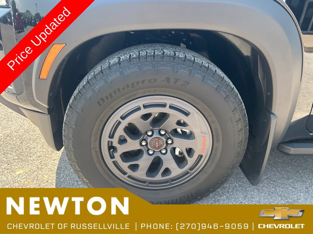 Used 2025 Nissan Frontier 2WD Crew Cab image 45