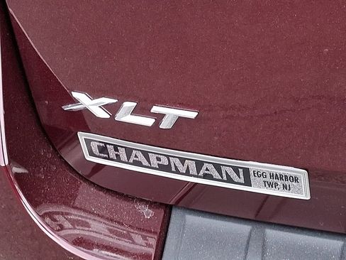 Used 2022 Ford Explorer XLT w/ Equipment Group 202A image 31