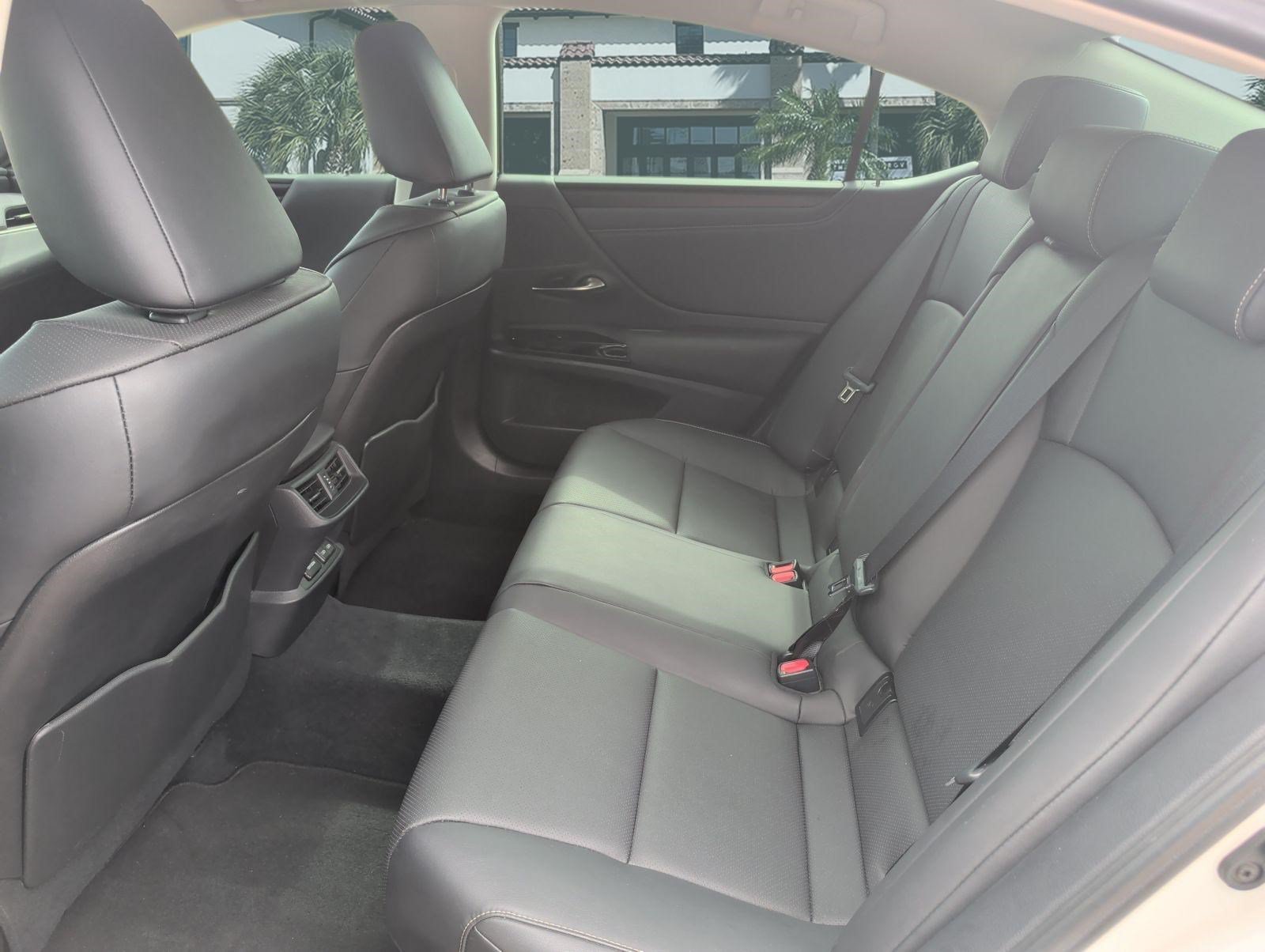 Certified 2025 Lexus ES 350 w/ Premium Package FWD image 25