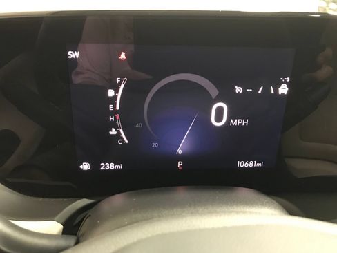 Used 2024 Buick Encore GX Avenir AWD/4WD image 20