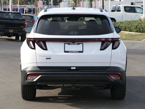 New 2025 Hyundai Tucson XRT image 3