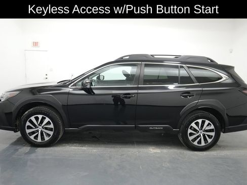 Used 2023 Subaru Outback Premium AWD/4WD image 4