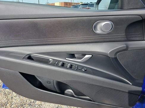 New 2026 Hyundai Elantra Blue image 25