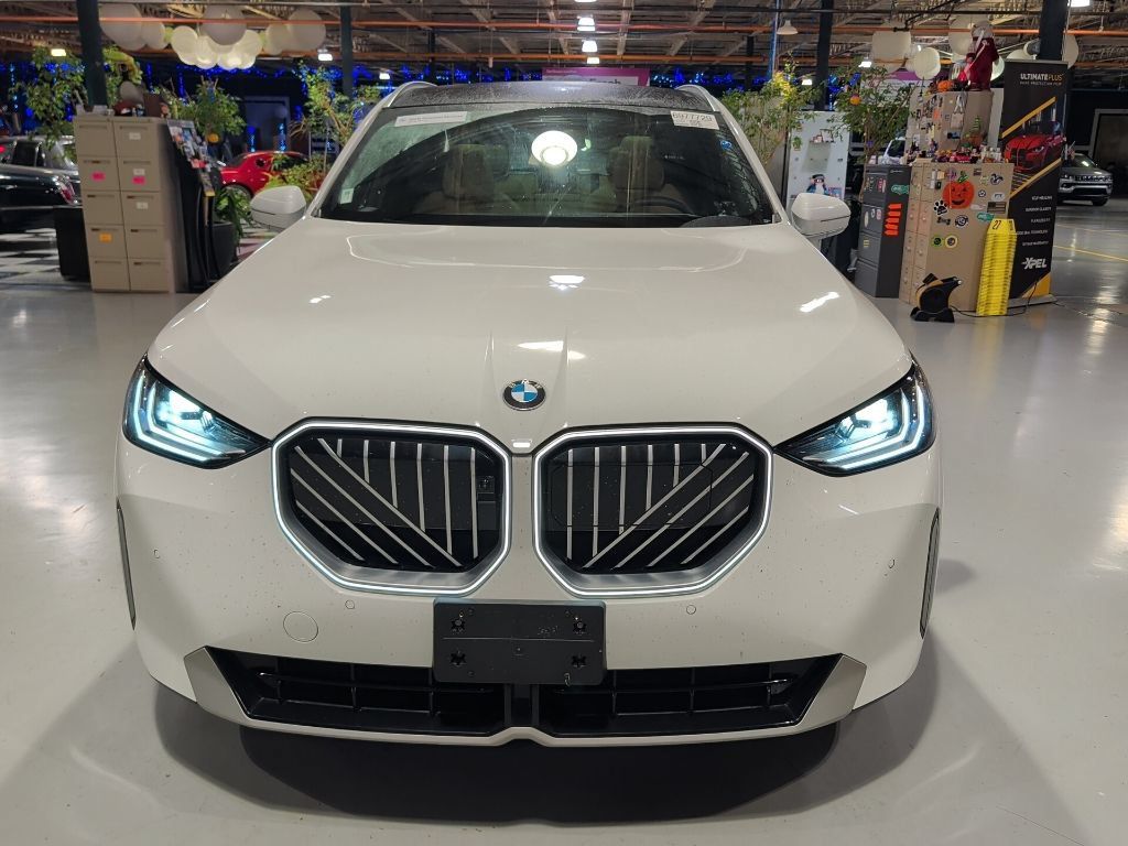 Certified 2025 BMW X3 xDrive30i AWD/4WD image 9