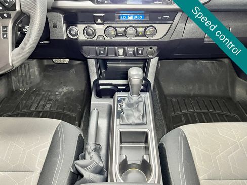 Used 2023 Toyota Tacoma TRD Sport AWD/4WD image 15