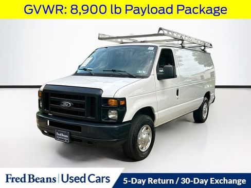 Used 2012 Ford E-250 and Econoline 250 w/ Commercial Cargo Van Pkg RWD image 4