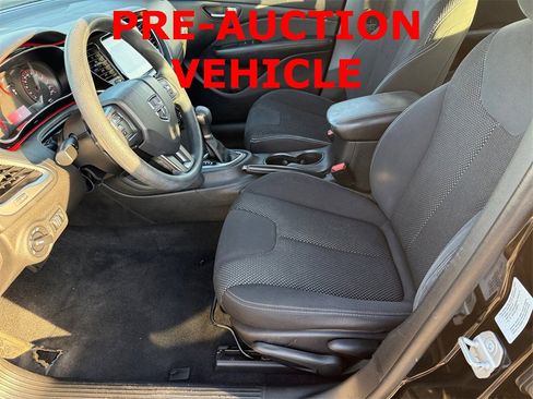 Used 2016 Dodge Dart SXT w/ Sun/Sound Group image 10