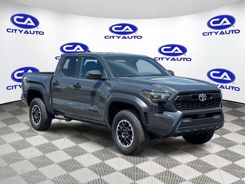 Used 2024 Toyota Tacoma 4x4 Double Cab image 1