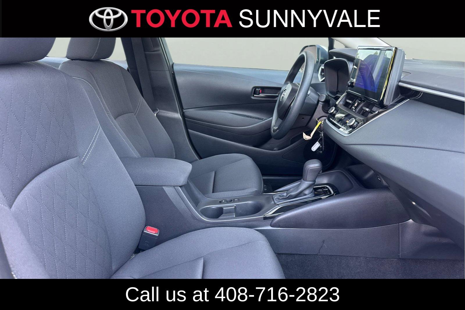 Used 2025 Toyota Corolla LE FWD image 19