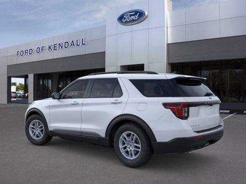 New 2026 Ford Explorer Active image 4