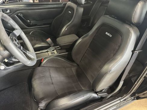 Used 1988 Ford Mustang LX image 13