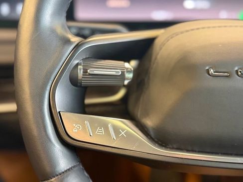 Used 2025 Lucid Air Touring AWD/4WD image 25