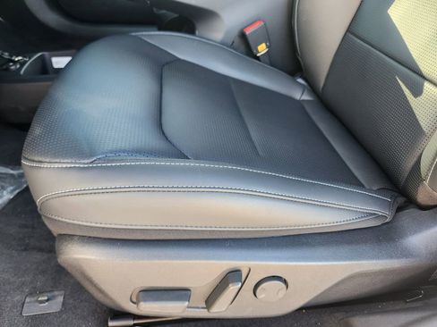 New 2025 Kia EV6 Wind image 10