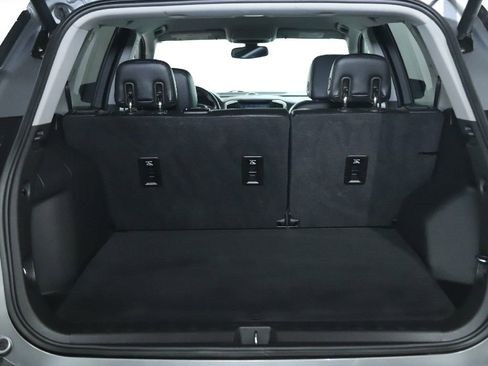 Used 2019 GMC Terrain SLT w/ Preferred Package image 31