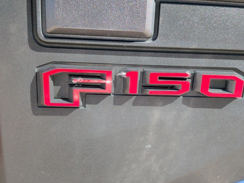 Used 2019 Ford F150 Raptor w/ Equipment Group 802A Luxury image 11