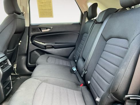Used 2022 Ford Edge SE w/ Black Appearance Package AWD/4WD image 13