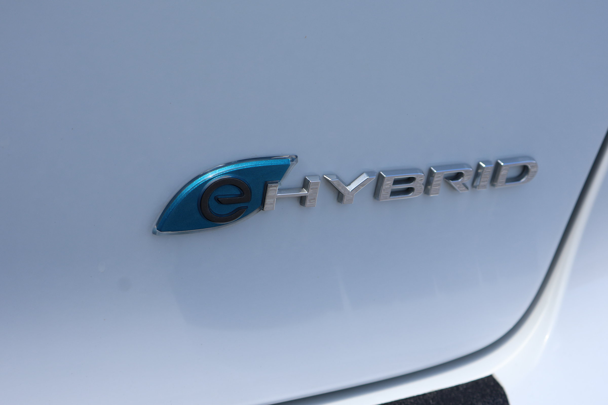 Used 2023 Chrysler Pacifica Limited FWD image 10