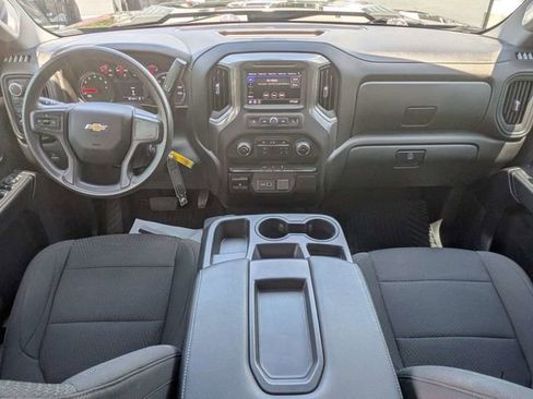 Used 2022 Chevrolet Silverado 2500 Custom w/ Custom Convenience Package AWD/4WD image 14