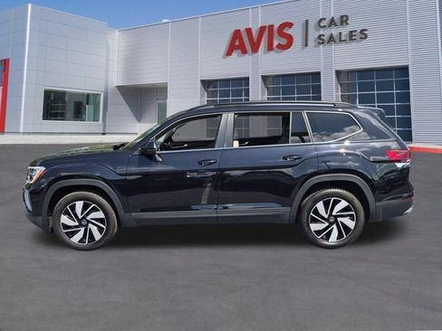 Used 2025 Volkswagen Atlas SE FWD image 8