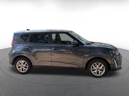Used 2025 Kia Soul LX w/ LX Technology Package image 8