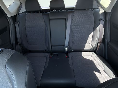 Used 2024 Kia Seltos S AWD/4WD image 31