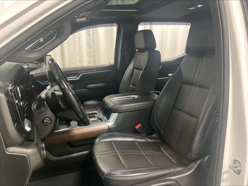Used 2022 Chevrolet Silverado 1500 High Country w/ High Country Premium Package image 10