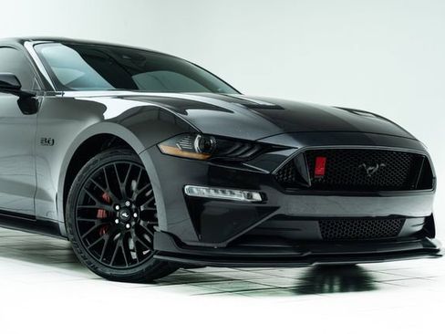 Used 2022 Ford Mustang GT Premium w/ Black Accent Package RWD image 4