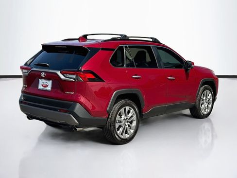 Used 2021 Toyota RAV4 Limited FWD image 5