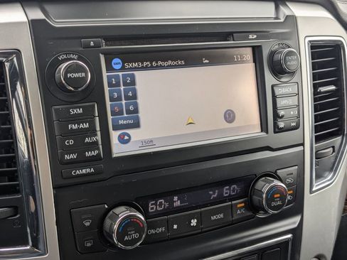 Used 2018 Nissan Titan SL w/ Chrome Package AWD/4WD image 12