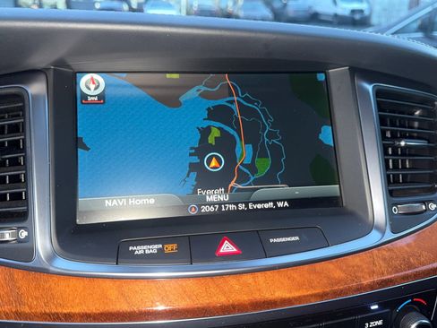 Used 2014 Hyundai Equus Signature image 18