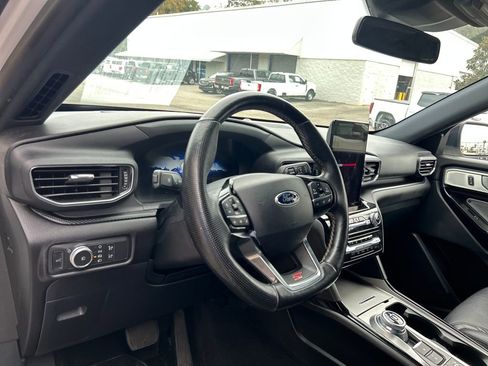 Used 2021 Ford Explorer ST w/ Equipment Group 401A image 10