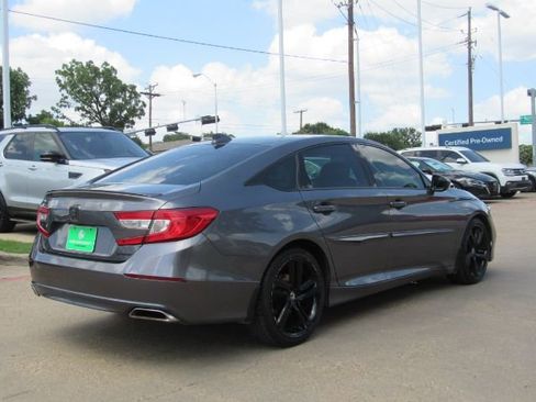 Used 2020 Honda Accord Sport image 7