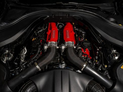 Certified 2024 Ferrari Roma Spider image 25