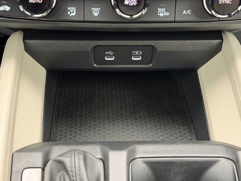 Used 2023 Honda Accord EX image 15