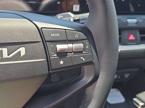 New 2026 Kia K4 EX FWD image 31