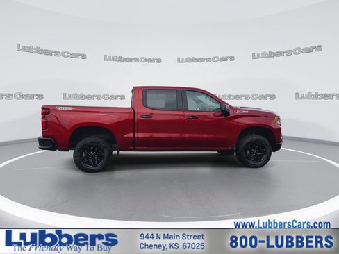 Used 2024 Chevrolet Silverado 1500 LT Trail Boss w/ Convenience Package II image 9