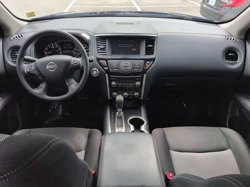 Used 2020 Nissan Pathfinder S AWD/4WD image 15